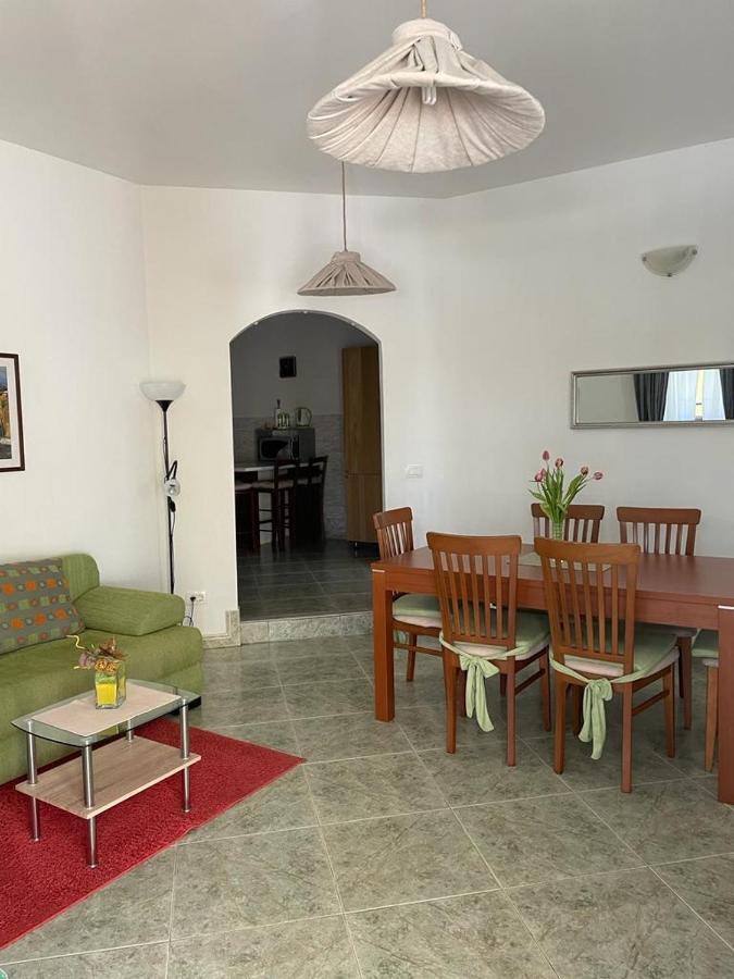 Grožnjan Apartments Sterna מראה חיצוני תמונה